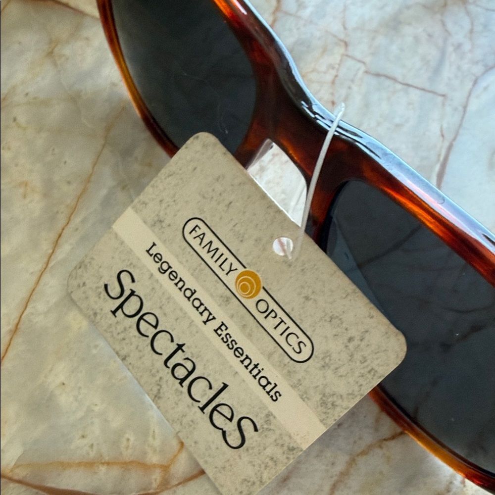 Spectacles Classic Tortoise Shell Sunglasses - image 4
